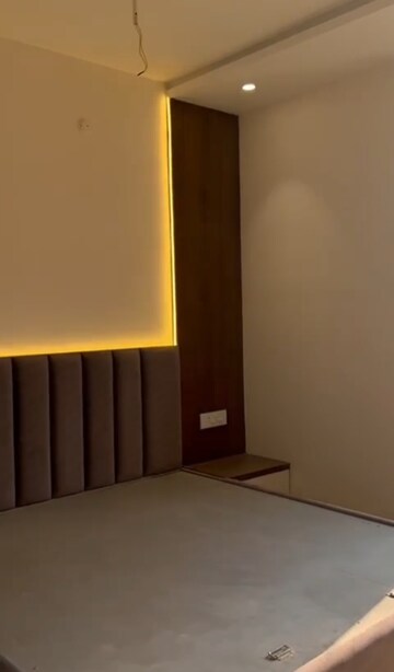 Room in 3 BHK Apartment at Aurobindo Kohinoor, Serilingampally – for Rent