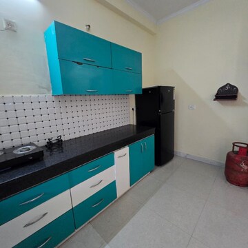 Kitchen in 2 BHK Builder Floor at Sector 43 – for Rent