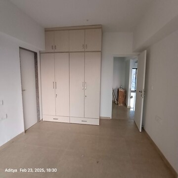 Bedroom in 3 BHK Apartment at Kanakia Silicon Valley, Powai – for Rent