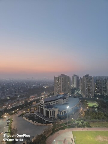 3 BHK Apartment – Exterior View View at Gaur City 7th Avenue, Sector 4, Greater Noida - for Rent