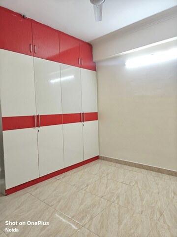 2 BHK Apartment For Rent in Gaur City 7th Avenue, Sector 4, Greater Noida