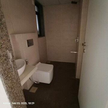 Bathroom in 3 BHK Apartment at Kanakia Silicon Valley, Powai – for Sale