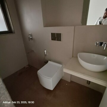Bathroom in 3 BHK Apartment at Kanakia Silicon Valley, Powai – for Sale
