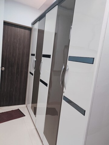 Cupboard in  Pg at Airoli – for Rent