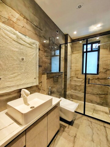 Bathroom in 4 BHK Builder Floor at SS Southend Floors, South City 2 – for Sale
