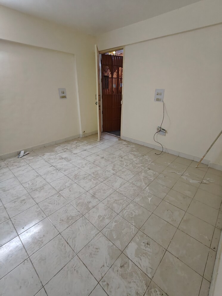 Room, fam-chs 1 Bedroom 528 Sq.Ft. Apartment In Kopar Khairane Navi Mumbai 8374580