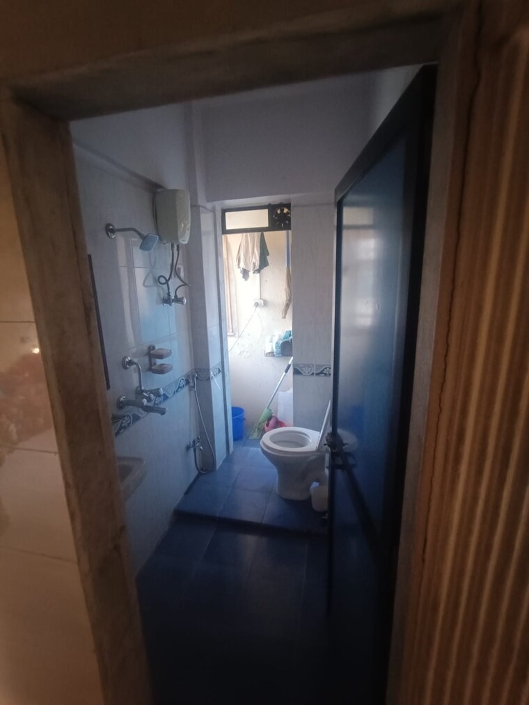 Bathroom, prestige-residency-gardenia 2 Bedroom 600 Sq.Ft. Apartment In Waghbil Thane 8374593