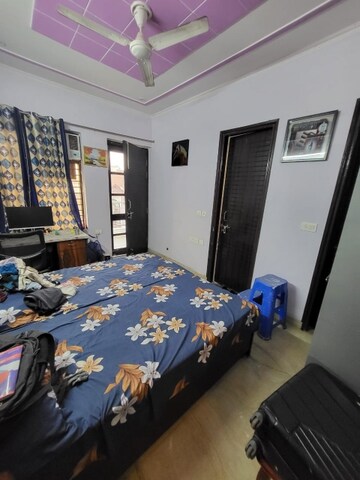 Bedroom in 2 BHK Apartment at Emaar Emerald Estate, Sector 65 – for Rent