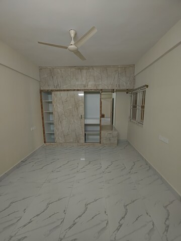 Room in 2 BHK Builder Floor at Kaggadasapura – for Rent