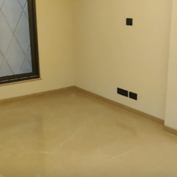 Room in 3.5 BHK Builder Floor at Panchsheel Enclave – for Sale