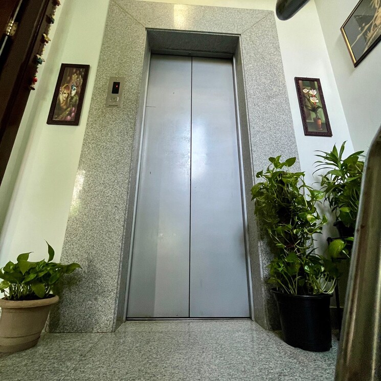 undefined, sarvodaya enclave 3 Bedroom 1800 Sq.Ft. Builder Floor In Sarvodaya Enclave Delhi 8374654