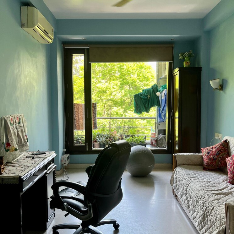 Gym, sarvodaya enclave 3 Bedroom 1800 Sq.Ft. Builder Floor In Sarvodaya Enclave Delhi 8374654