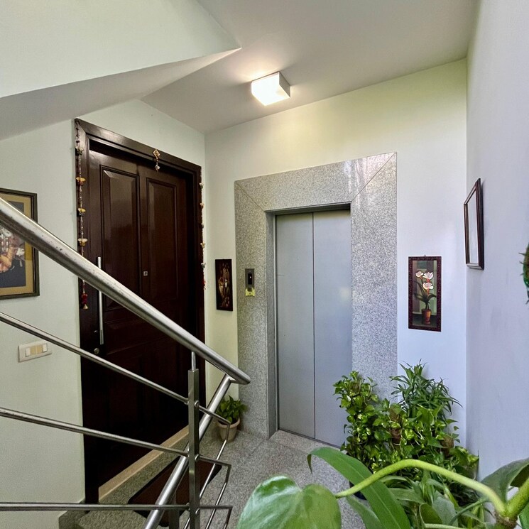 undefined, sarvodaya enclave 3 Bedroom 1800 Sq.Ft. Builder Floor In Sarvodaya Enclave Delhi 8374654