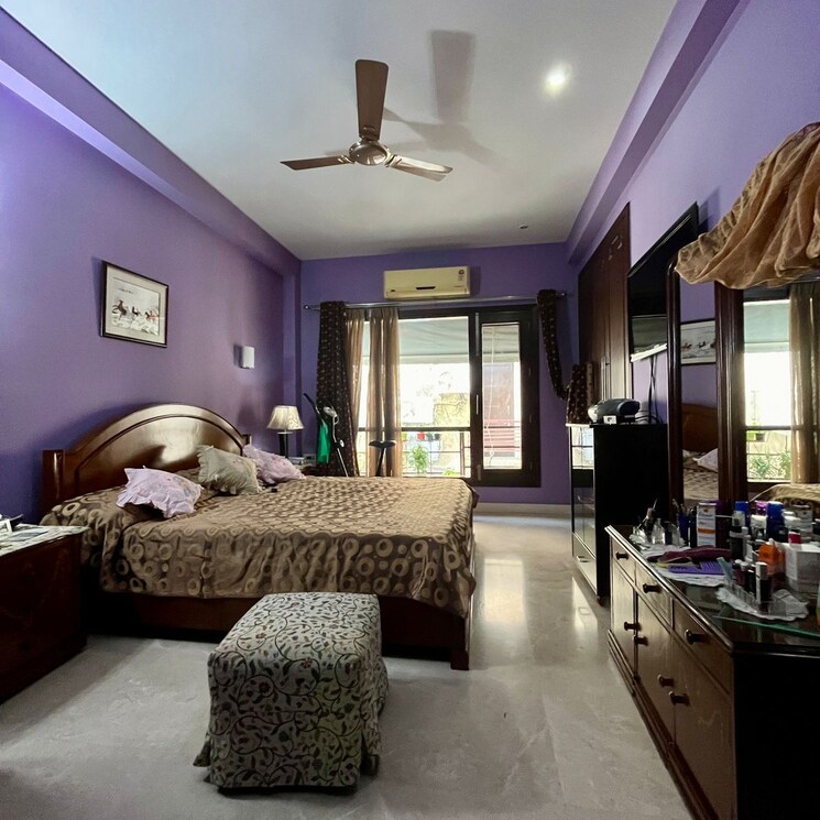 Living Room, sarvodaya enclave 3 Bedroom 1800 Sq.Ft. Builder Floor In Sarvodaya Enclave Delhi 8374654