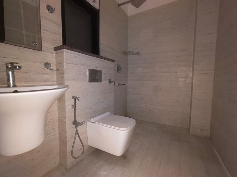 Bathroom, lodha-mahalaxmi-bellevue 4 Bedroom 1641 Sq.Ft. Apartment In Mahalaxmi Mumbai 8374673
