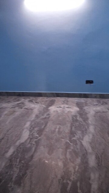 Room in 2.5 BHK Builder Floor at Mayur Vihar Phase 1 – for Rent