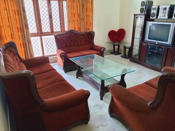 Living Room in 3 BHK Apartment at Huda CGHS, Sector 56 – for Rent