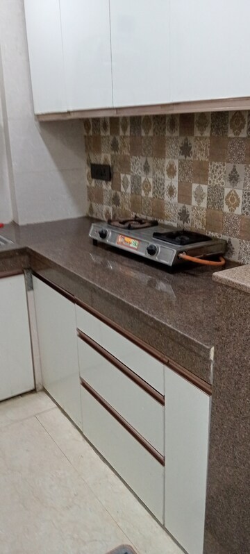 Furnished Amenities in 1 BHK Builder Floor at Govindpuri – for Sale