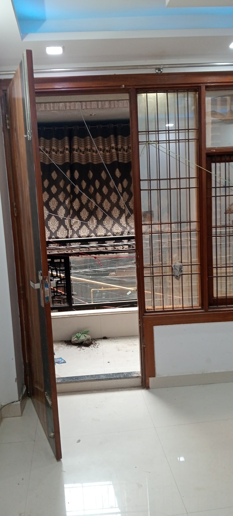 Balcony, govindpuri 3 Bedroom 910 Sq.Ft. Builder Floor In Govindpuri Delhi 8374751