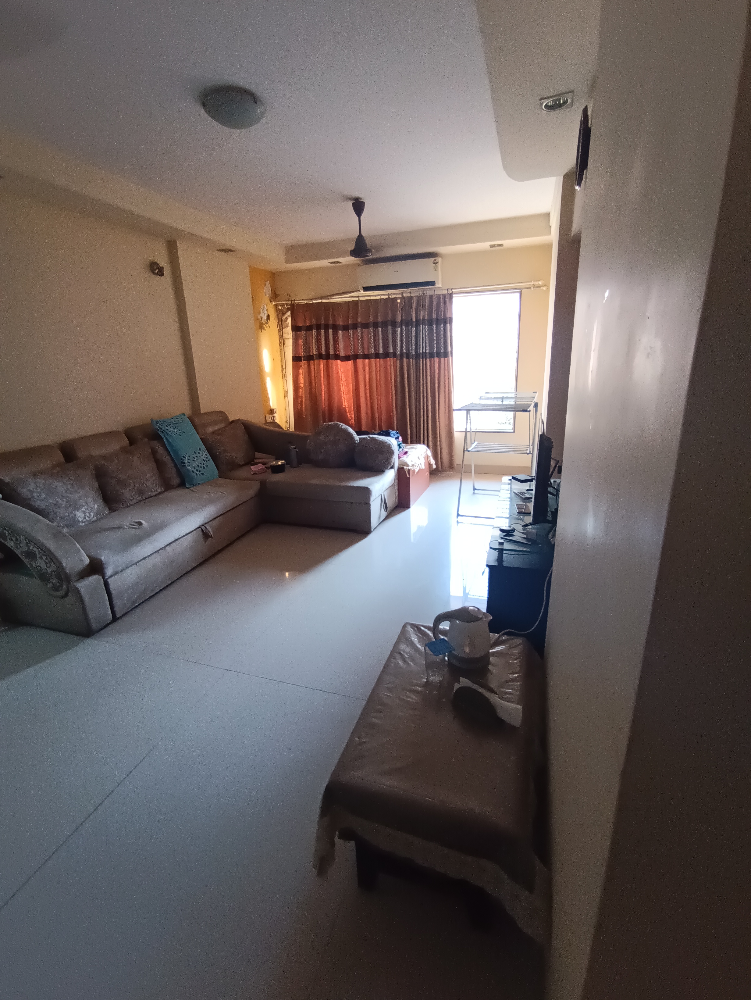 2 BHK Apartment For Sale in Shanti Niketan CHS