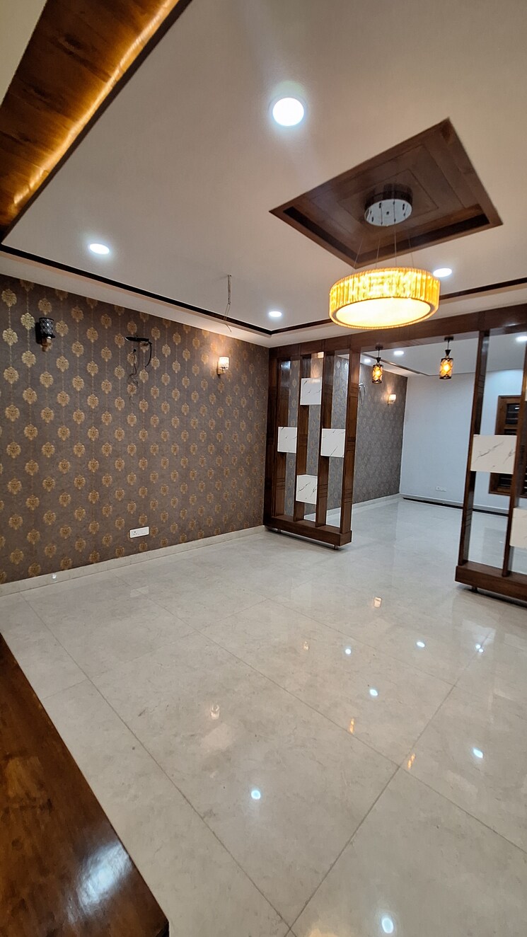 Other, sunny enclave 4 Bedroom 200 Sq.Yd. Independent House In Sunny Enclave Mohali 8374852