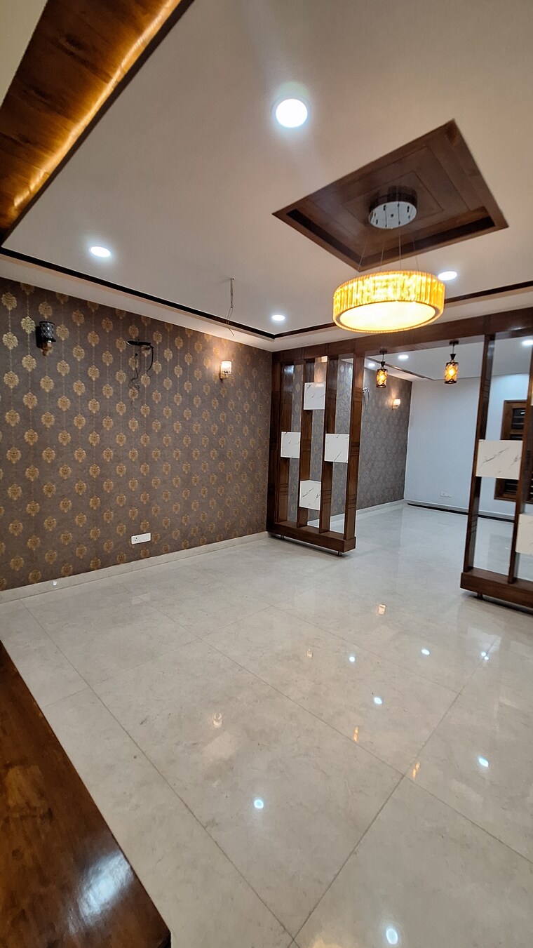 Other, sunny enclave 4 Bedroom 200 Sq.Yd. Independent House In Sunny Enclave Mohali 8374852
