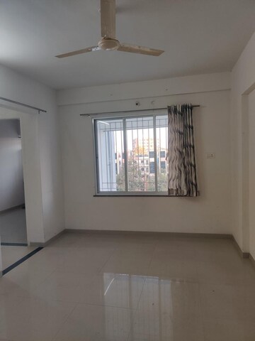 Room in 2 BHK Apartment at Beltarodi – for Rent
