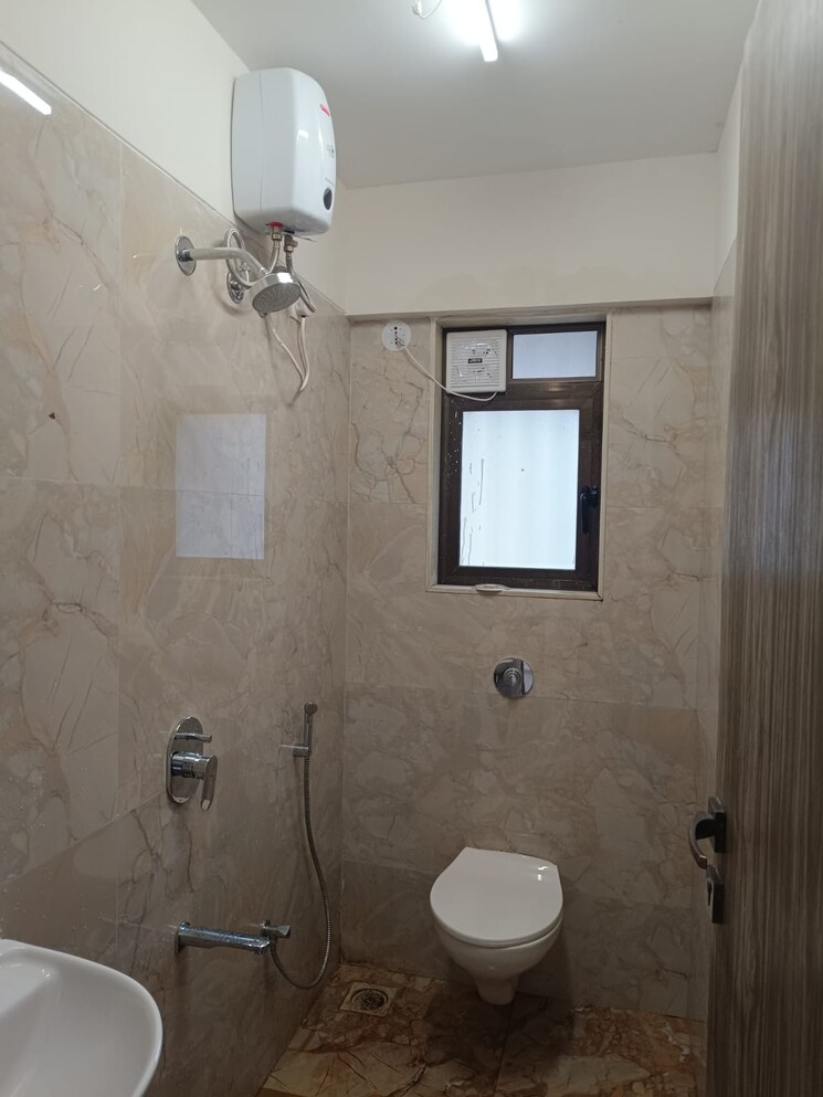Bathroom, rustomjee-bella-phase-1 1 Bedroom 425 Sq.Ft. Apartment In Bhandup West Mumbai 8374882