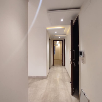 Building Lobby in 3 BHK Builder Floor at Greater Kailash I – for Rent