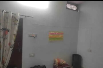 Master Bedroom in 2 BHK Villa at Vikas Nagar – for Rent