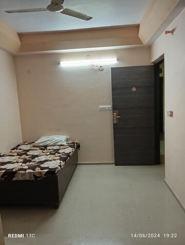 Bedroom in 2 BHK Apartment at Vaishali Nagar – for Rent