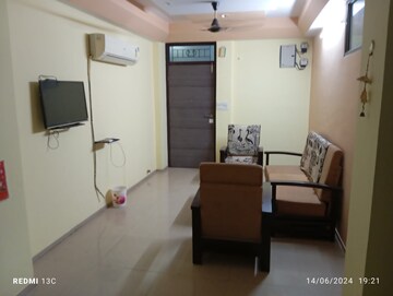 Living Room in 2 BHK Apartment at Vaishali Nagar – for Rent