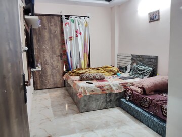 Bedroom in 2.5 BHK Apartment at Paschim Vihar – for Rent