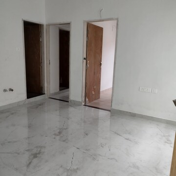 Room in 3 BHK Apartment at Shastri Nagar – for Sale