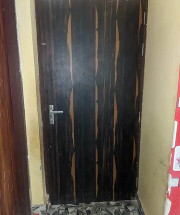 Furnished Amenities in 2 BHK Independent House at Aliganj – for Rent