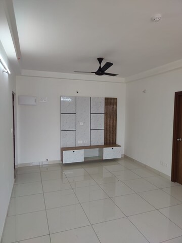 Room in 3 BHK Apartment at Prestige Finsbury Park Regent, Bagaluru  – for Rent