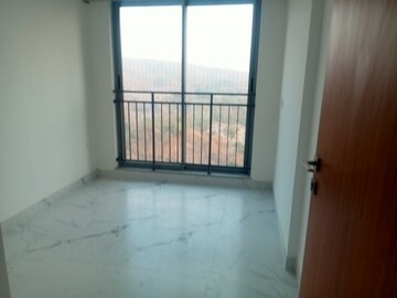 Room in 2 BHK Apartment at Dynamix Avanya, Dahisar East – for Rent