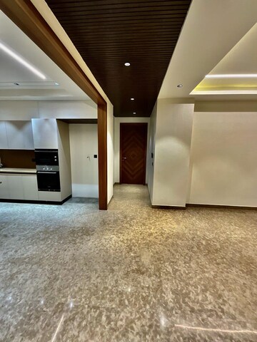 Room in 4 BHK Builder Floor at Sector 73 – for Sale