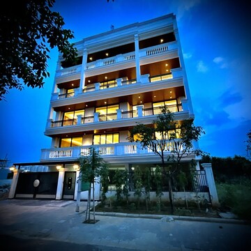 4 BHK Builder Floor For Sale in Sector 73