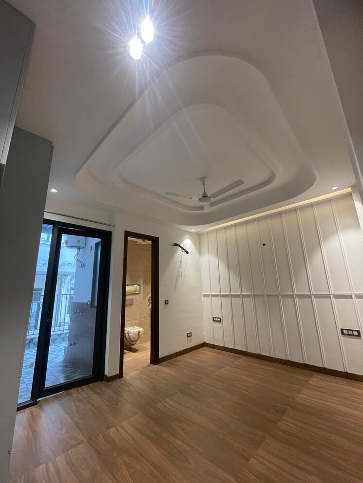 Room, vipul-world-floors 3 Bedroom 192 Sq.Yd. Builder Floor In Sector 48 Gurgaon 8375155