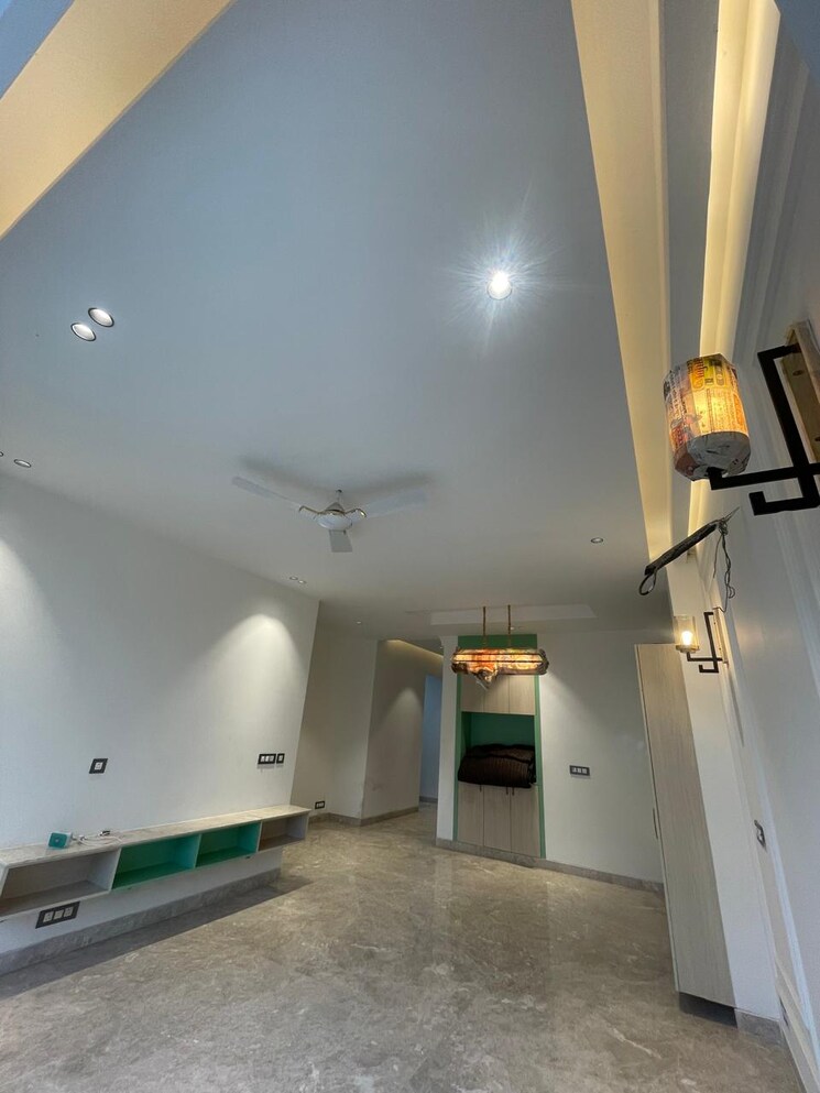 Room, vipul-world-floors 3 Bedroom 192 Sq.Yd. Builder Floor In Sector 48 Gurgaon 8375155