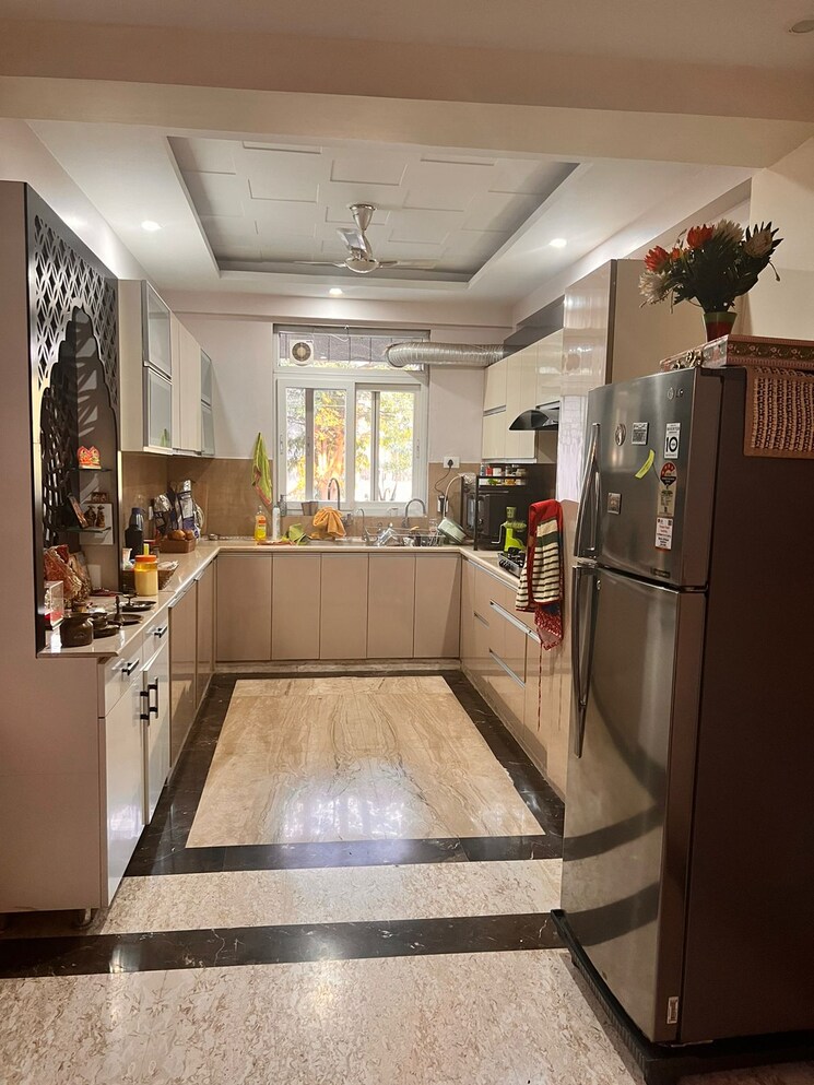 Kitchen, uppal-southend 3.5 Bedroom 311 Sq.Yd. Builder Floor In Sector 49 Gurgaon 8375176