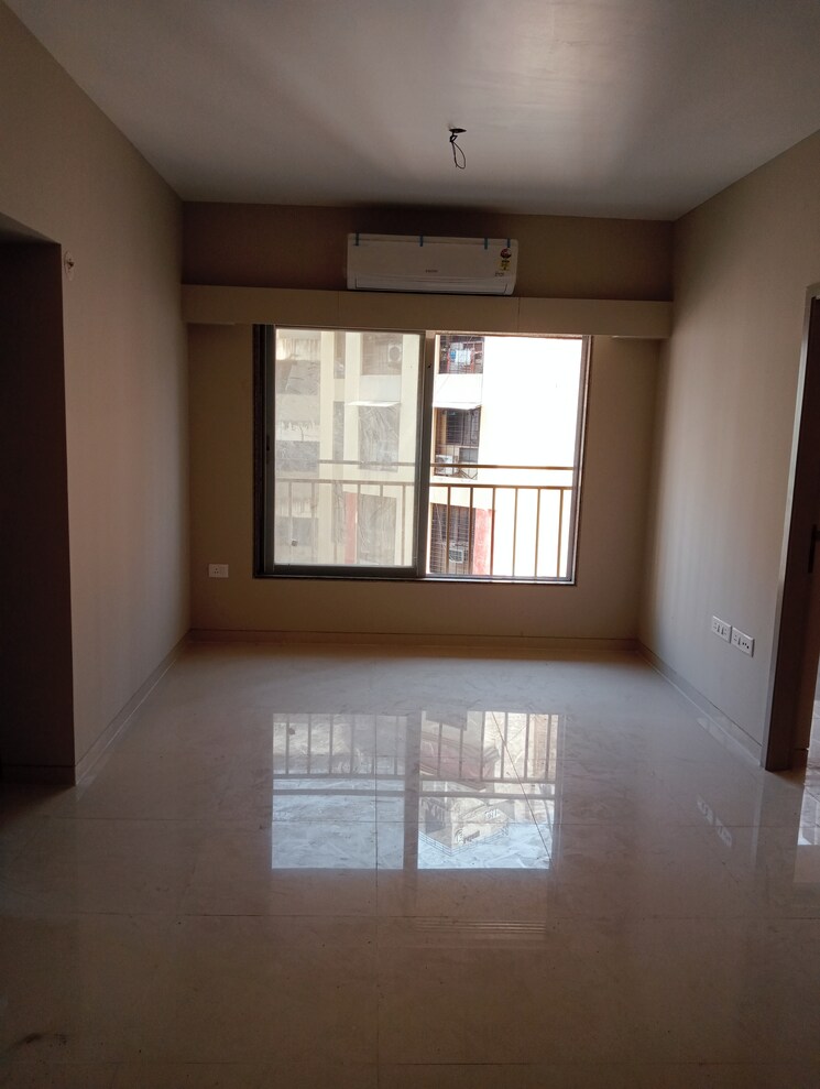 Room, harasiddh-viraaj 1 Bedroom 421 Sq.Ft. Apartment In Malad East Mumbai 8375233