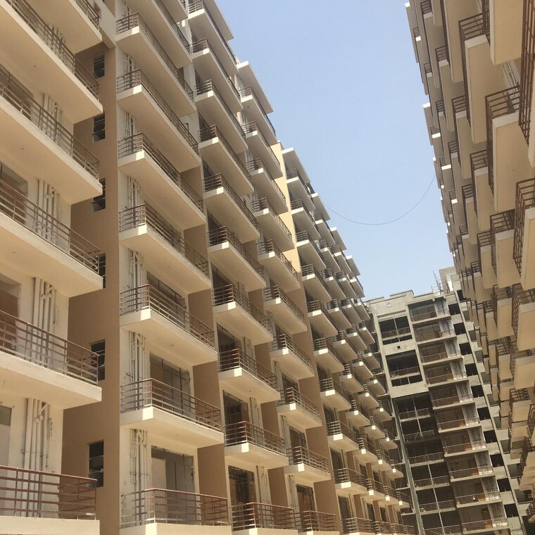 Exterior View, breez-global-heights 1 Bedroom 410 Sq.Ft. Apartment In Sohna Sector 33 Gurgaon 8375250