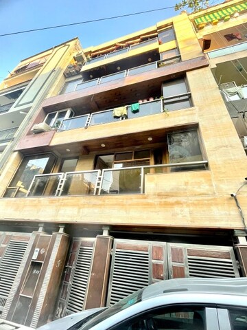3 BHK Builder Floor For Rent in Saket