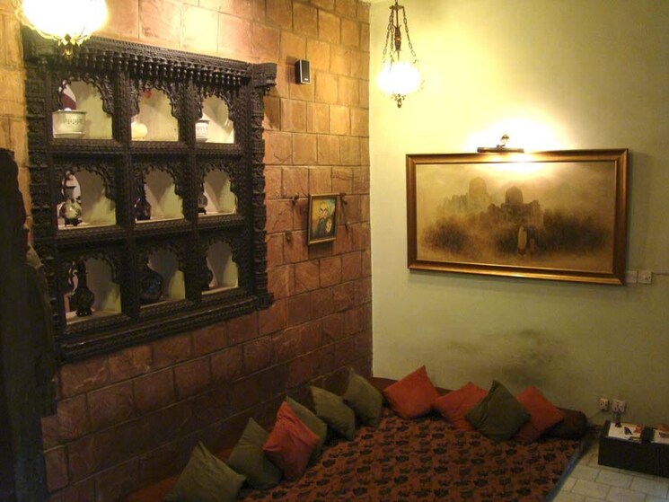 Living Room, sector 40 6+ Bedroom 500 Sq.Mt. Villa In Sector 40 Noida 8375244