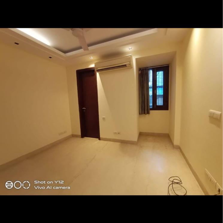 Room, greater kailash ii 3 Bedroom 2200 Sq.Ft. Builder Floor In Greater Kailash ii Delhi 8375284