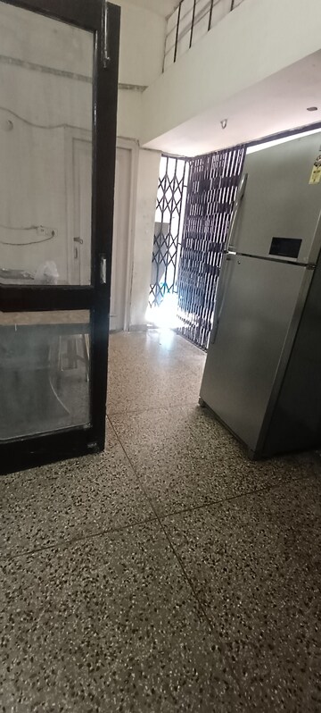 Room in 2.5 BHK Builder Floor at Kalkaji – for Rent