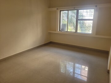 Room in 3 BHK Apartment at Bhosle Paradise, Bhosle Nagar – for Rent