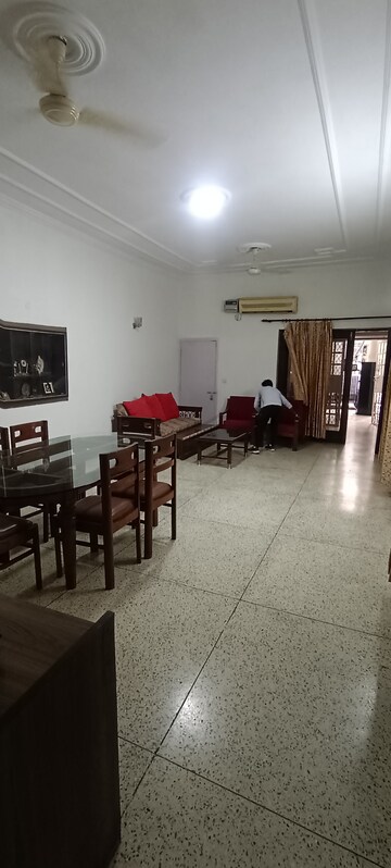 2.5 BHK Builder Floor For Rent in Kalkaji